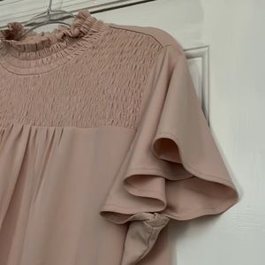 🍾 ADRIANNA PAPELL CHAMPAGNE Smoked Yoke Short Sleeve Top XL